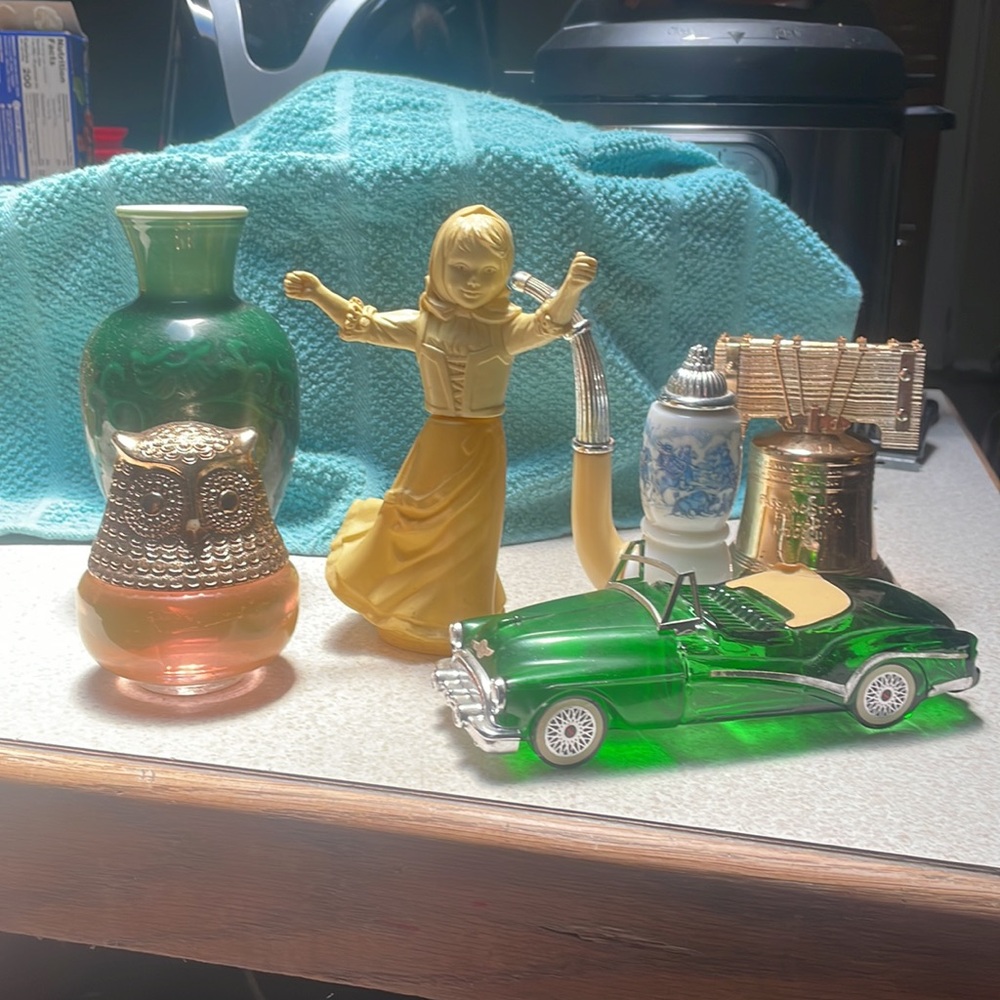 Vintage Avon bottles - Picture 2 of 2